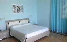 Bed And Breakfast Paradise Beach